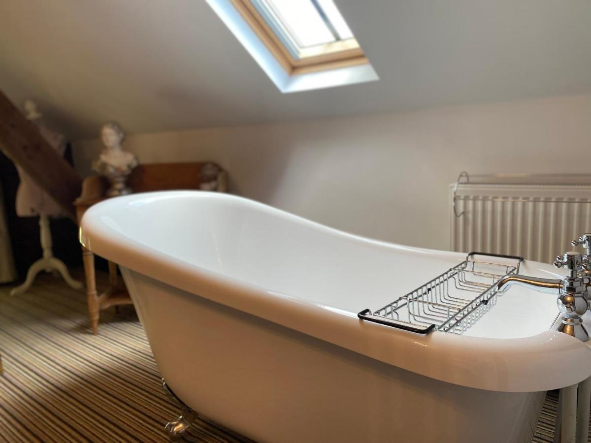 Betsey Trotwood. Historic Stylish 2-Bed Cottage. Blundeston Luaran gambar