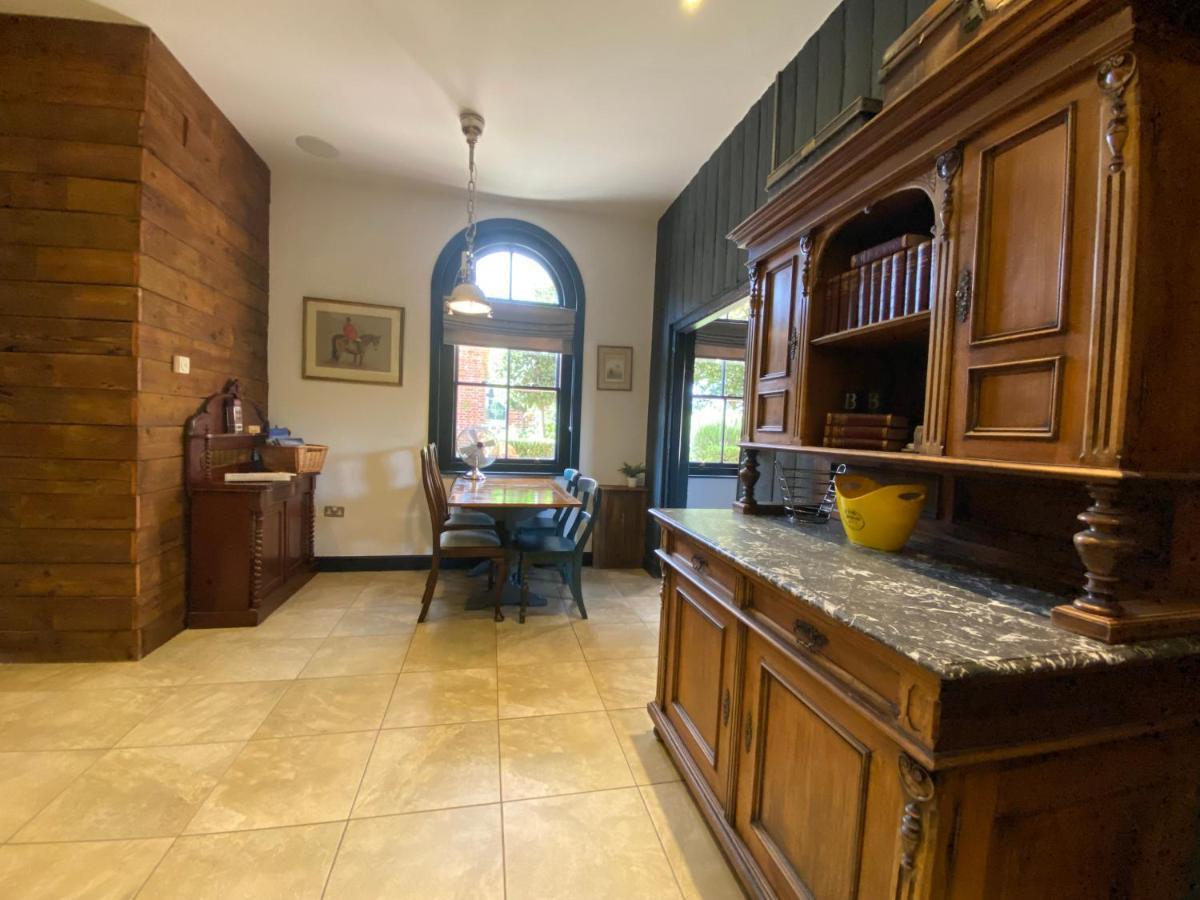 Betsey Trotwood. Historic Stylish 2-Bed Cottage. Blundeston Luaran gambar